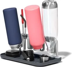 OXO Good Grips Droogrek Voor Waterflessen -Schoonmaakproducten Winkel 1200x1116 1