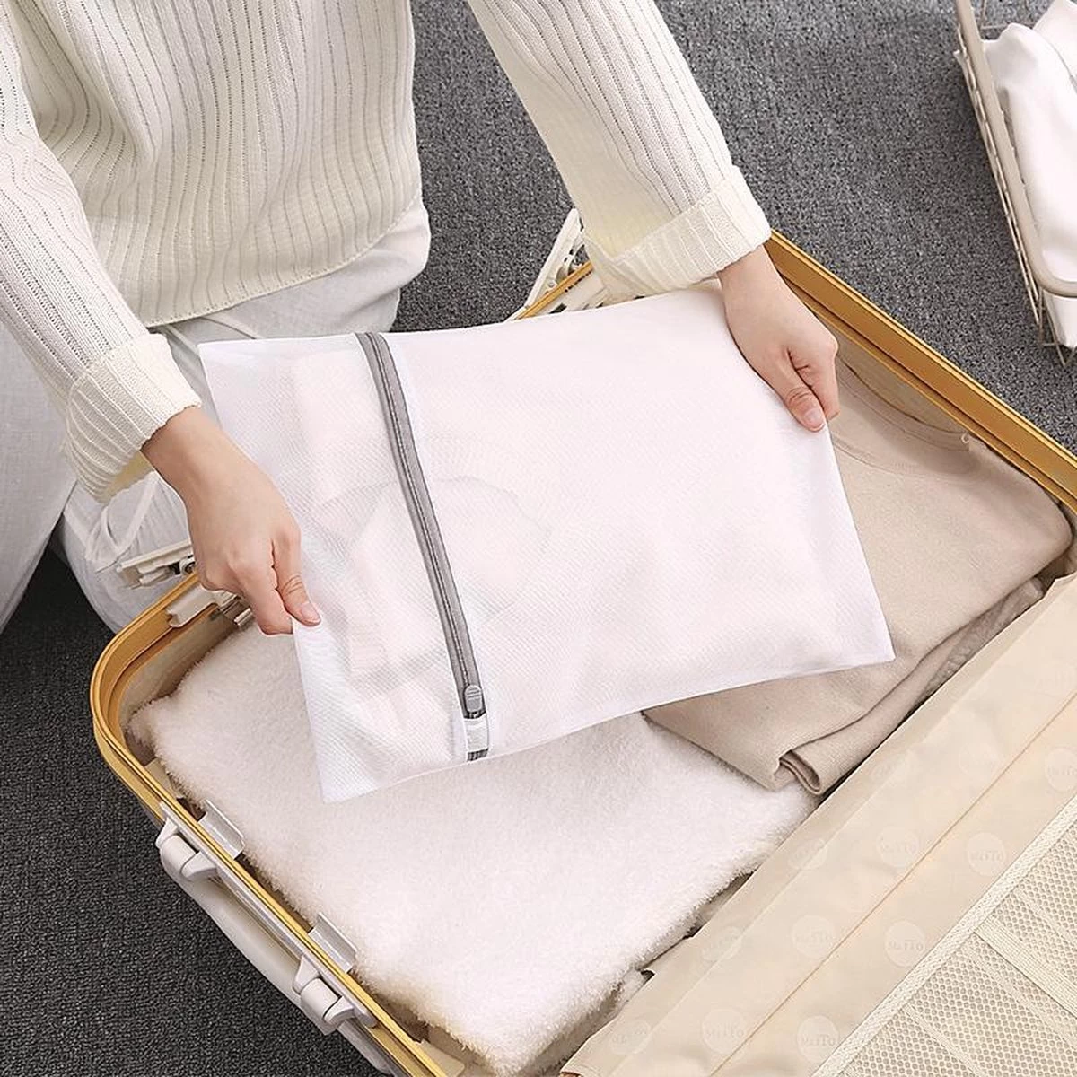 Merkloos Waszak 4 Delig - 1x Groot (50x60 Cm) - 1x Middel ( 40x50cm) - 1x Normaal (30x40cm) - 1x BH (17x15cm) 8 Merkloos Waszak 4 Delig - 1x Groot (50x60 Cm) - 1x Middel ( 40x50cm) - 1x Normaal (30x40cm) - 1x BH (17x15cm) - Afbeelding 6