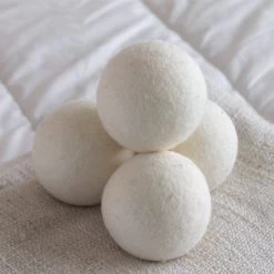 Apeiron Drogerballen - Droogballen - 6 XL Wasbollen - Droger - Duurzaam - Wasmachine - Wasverzachter - Energie Besparen - Zero Waste - Schapenvacht - Wol -Schoonmaakproducten Winkel 1200x1200 506