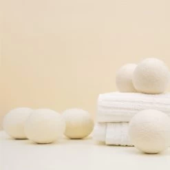 Apeiron Drogerballen - Droogballen - 6 XL Wasbollen - Droger - Duurzaam - Wasmachine - Wasverzachter - Energie Besparen - Zero Waste - Schapenvacht - Wol -Schoonmaakproducten Winkel 1200x1200 513